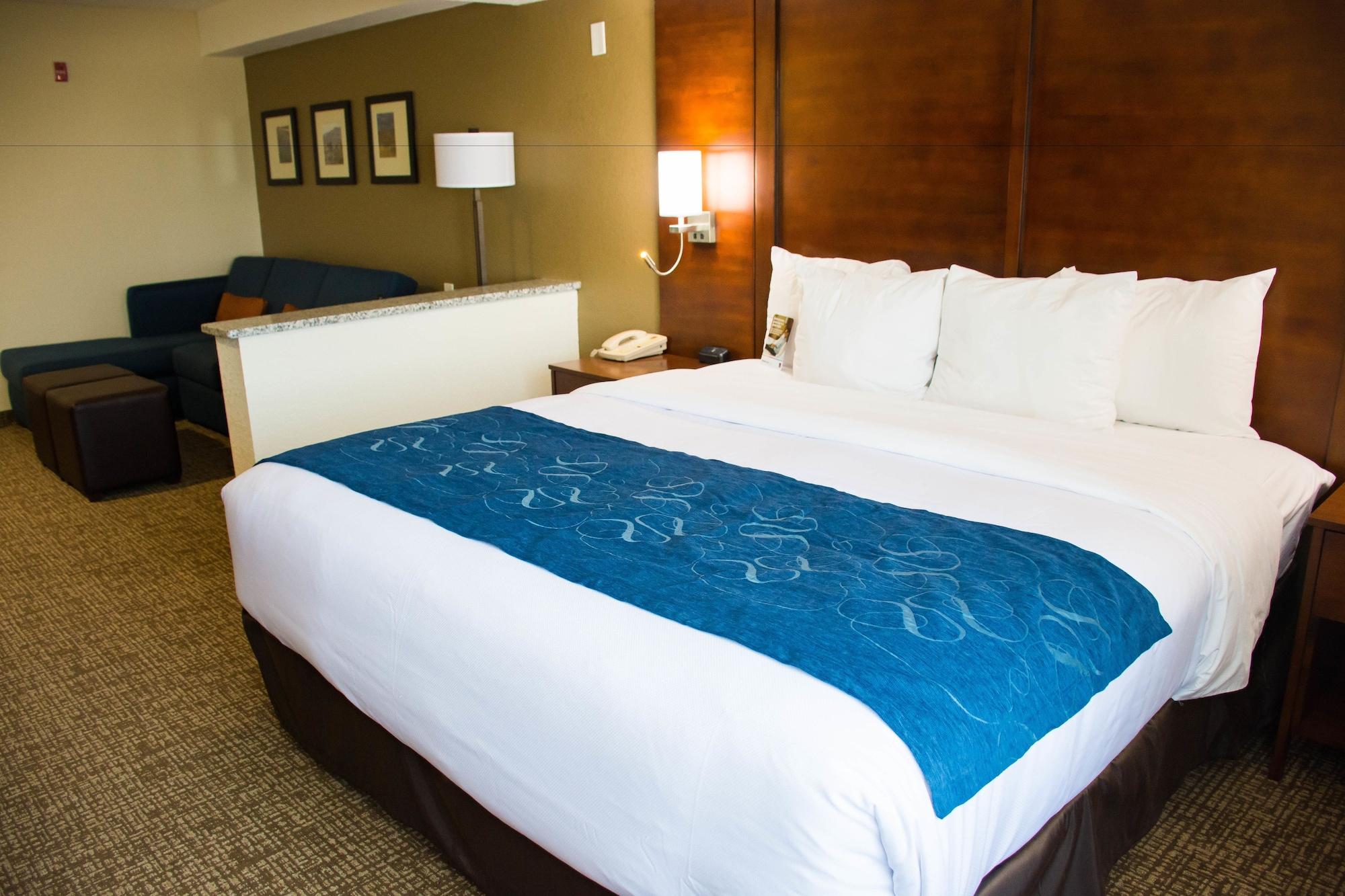 Hotel Comfort Airport 2*