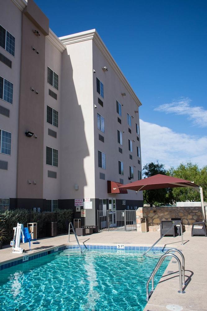 Comfort Airport Hotel