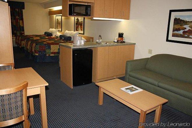 Comfort Airport Hotel 2*
